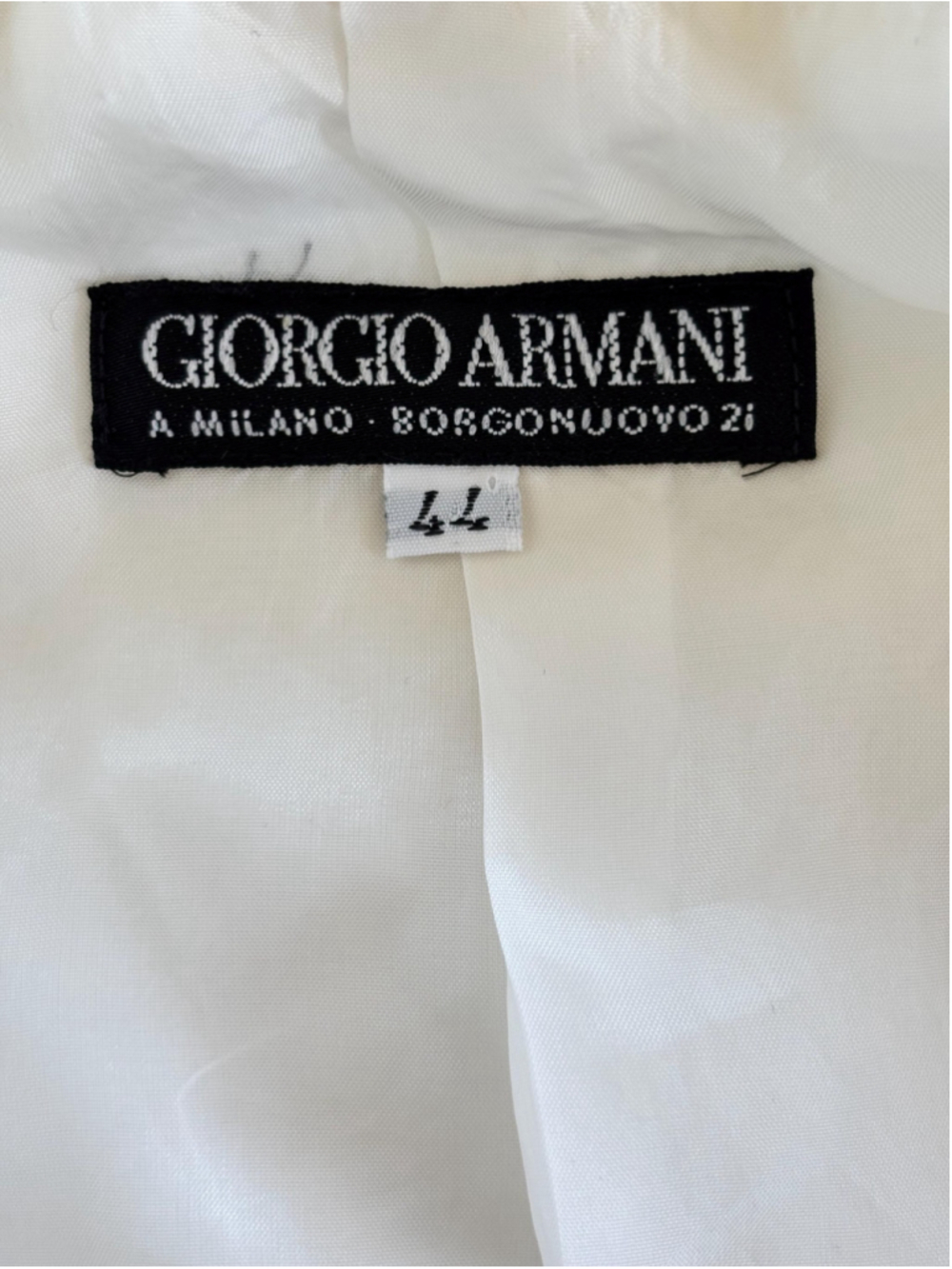 Giorgio Armani Vintage White Textured Peplum Blazer - Picture 6 of 7